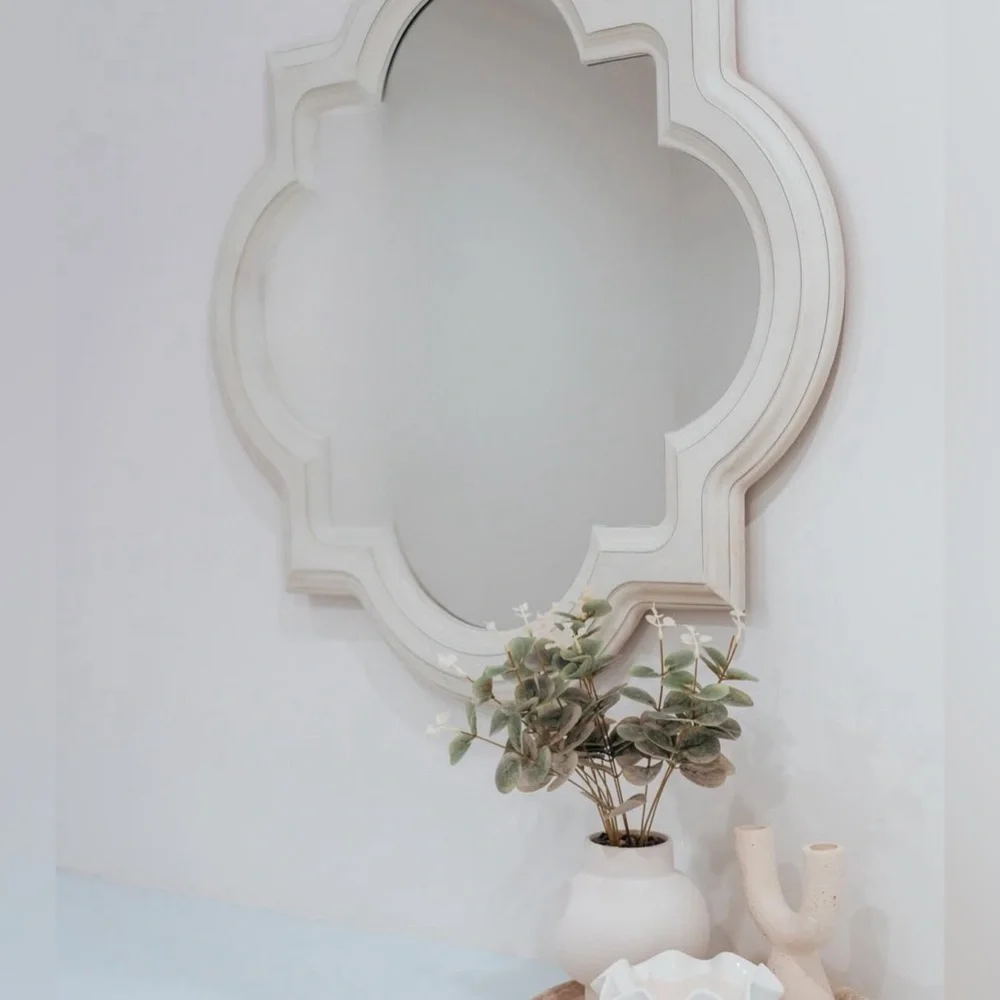 ✉️ {PRICE FIRM} Framed Quatrefoil Mirror